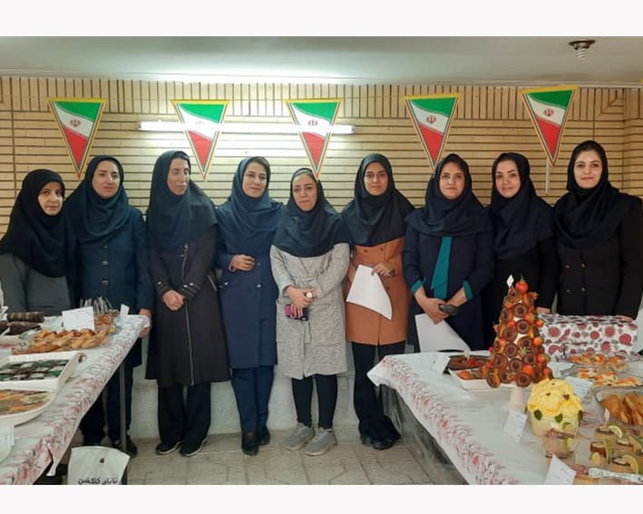 دبیرستان دخترانه متوسطه اول و آموزشگاه زبانهای خارجی داناسخن