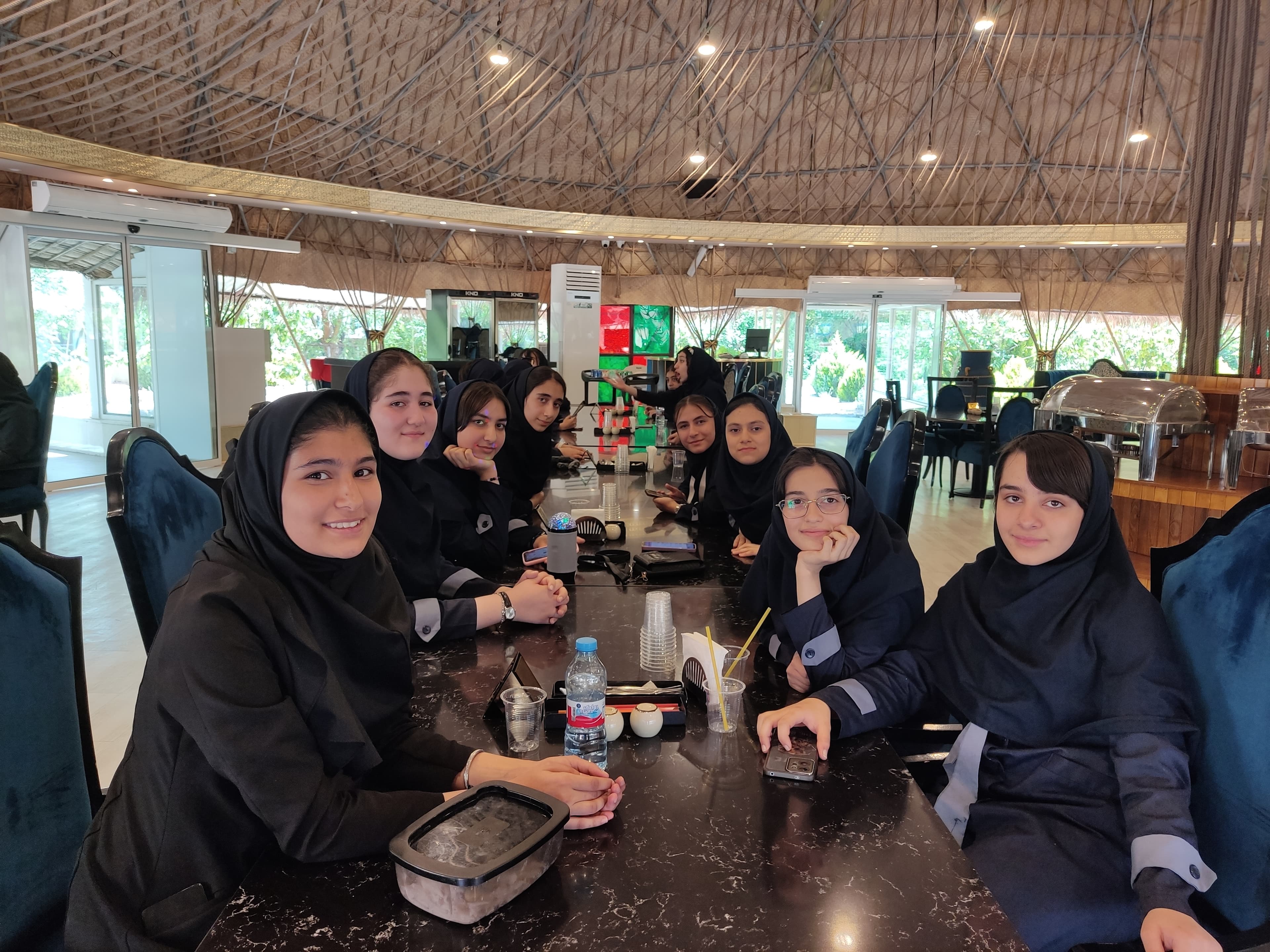 اردوی تفریحی دبیرستان داناسخن به مزرعه کاریز